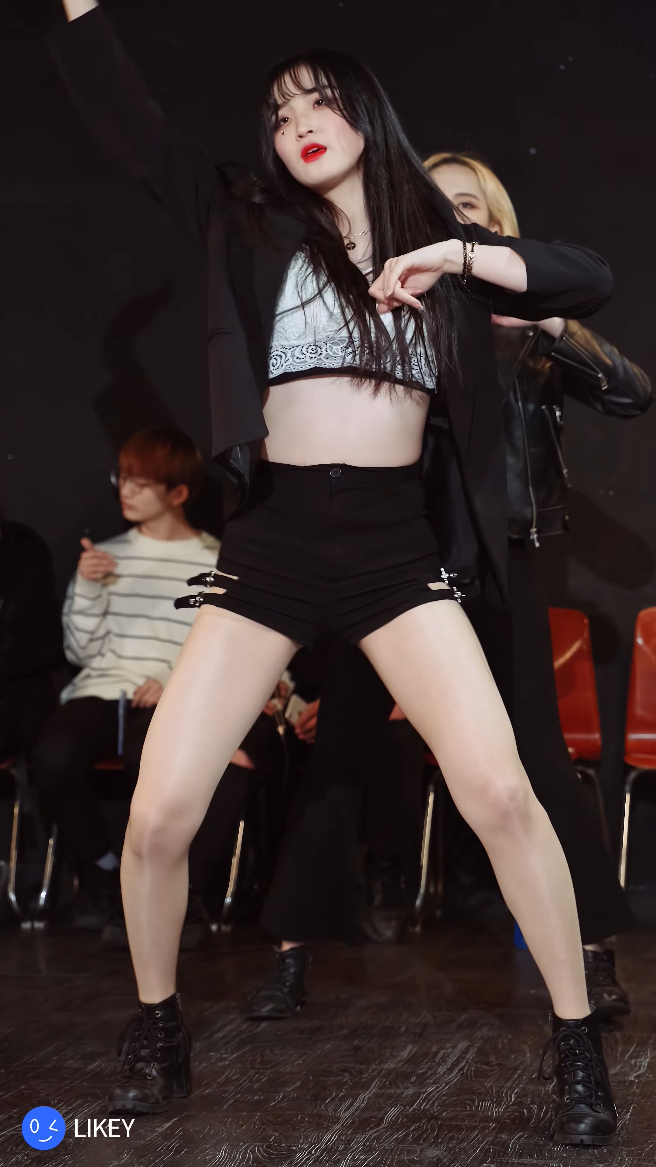 Ůţɣ-FANCAM<strong><font color='red'>[16P]</font></strong>8867-90.4K.200408.Armand&#54644;&#51221;(HaeJeong).DanceCover.LionŮŷ(16)