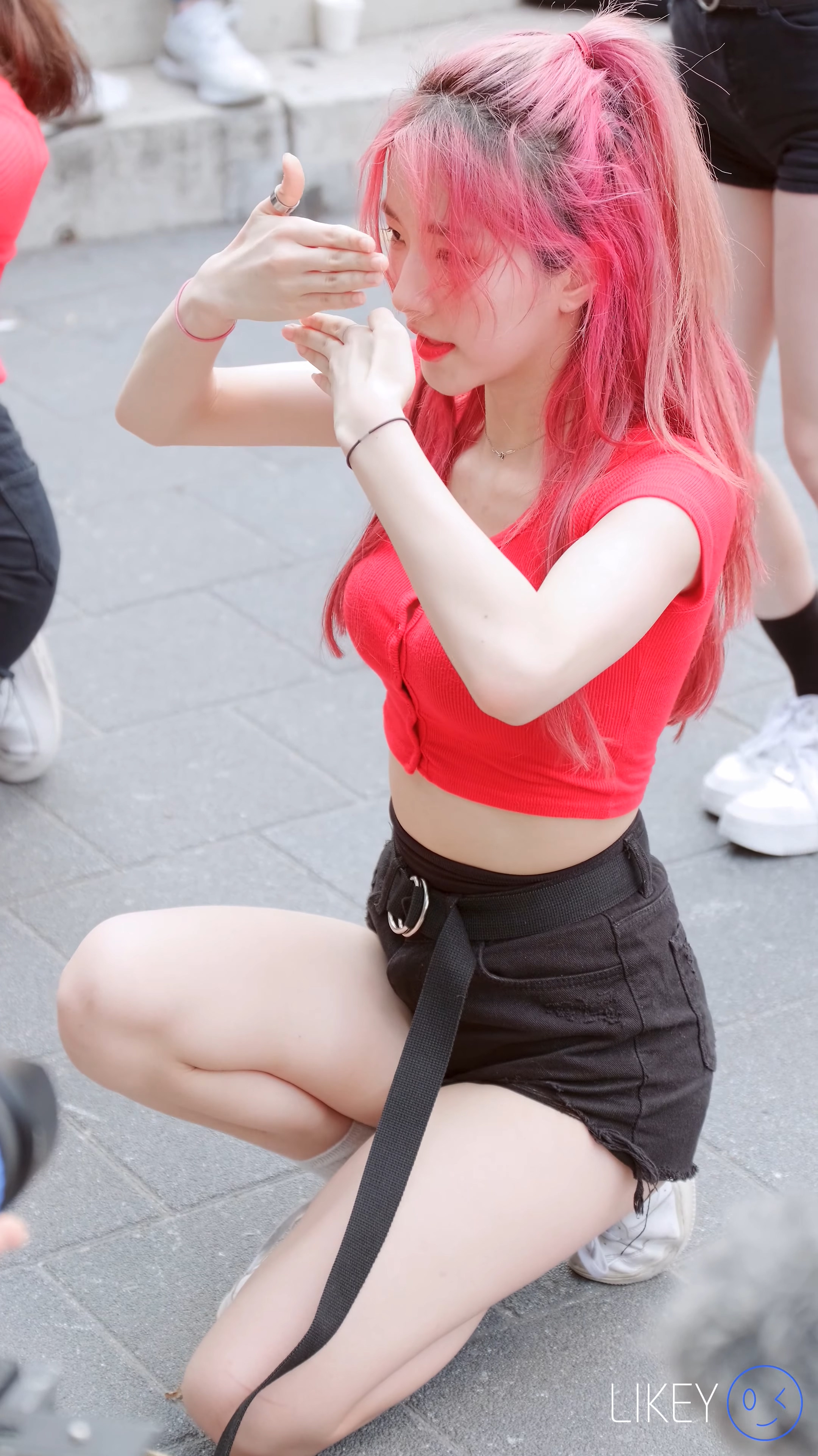 Ůţɣ-FANCAM<strong><font color='red'>[9P]</font></strong>9037-45.190813.4K.Clock Seoyoung.SwallaŮŷ(5)