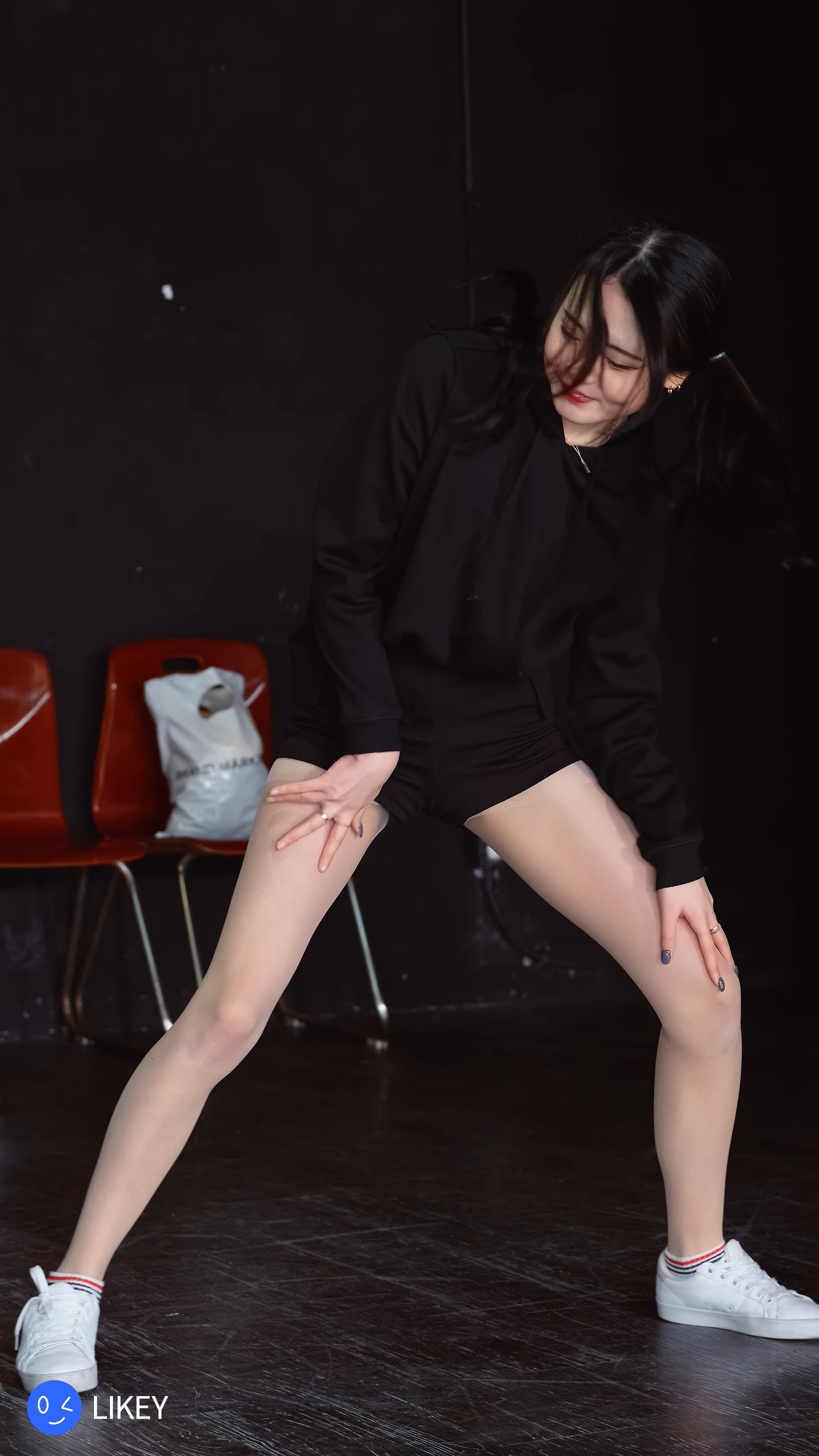 Ůţɣ-FANCAM<strong><font color='red'>[5P]</font></strong>9208-10.200423.4K.Armand-Lated.FLOWER SHOWER.hyunaŮŷ(7)