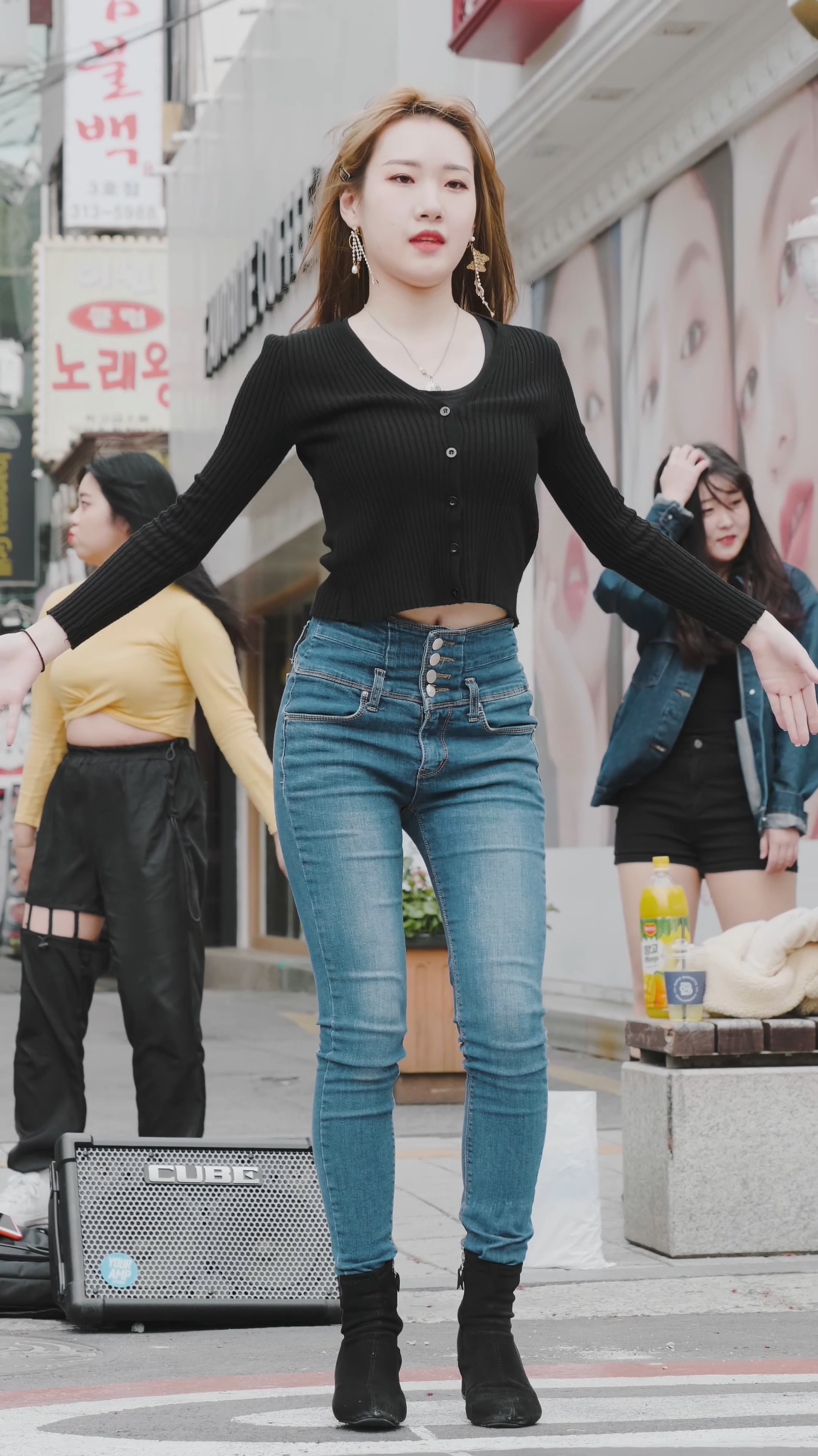 Ůţɣ-FANCAM<strong><font color='red'>[4P]</font></strong>9326-27.200425.4K.Tienbless.YeEun.DanceCover.CrazyŮŷ(1)