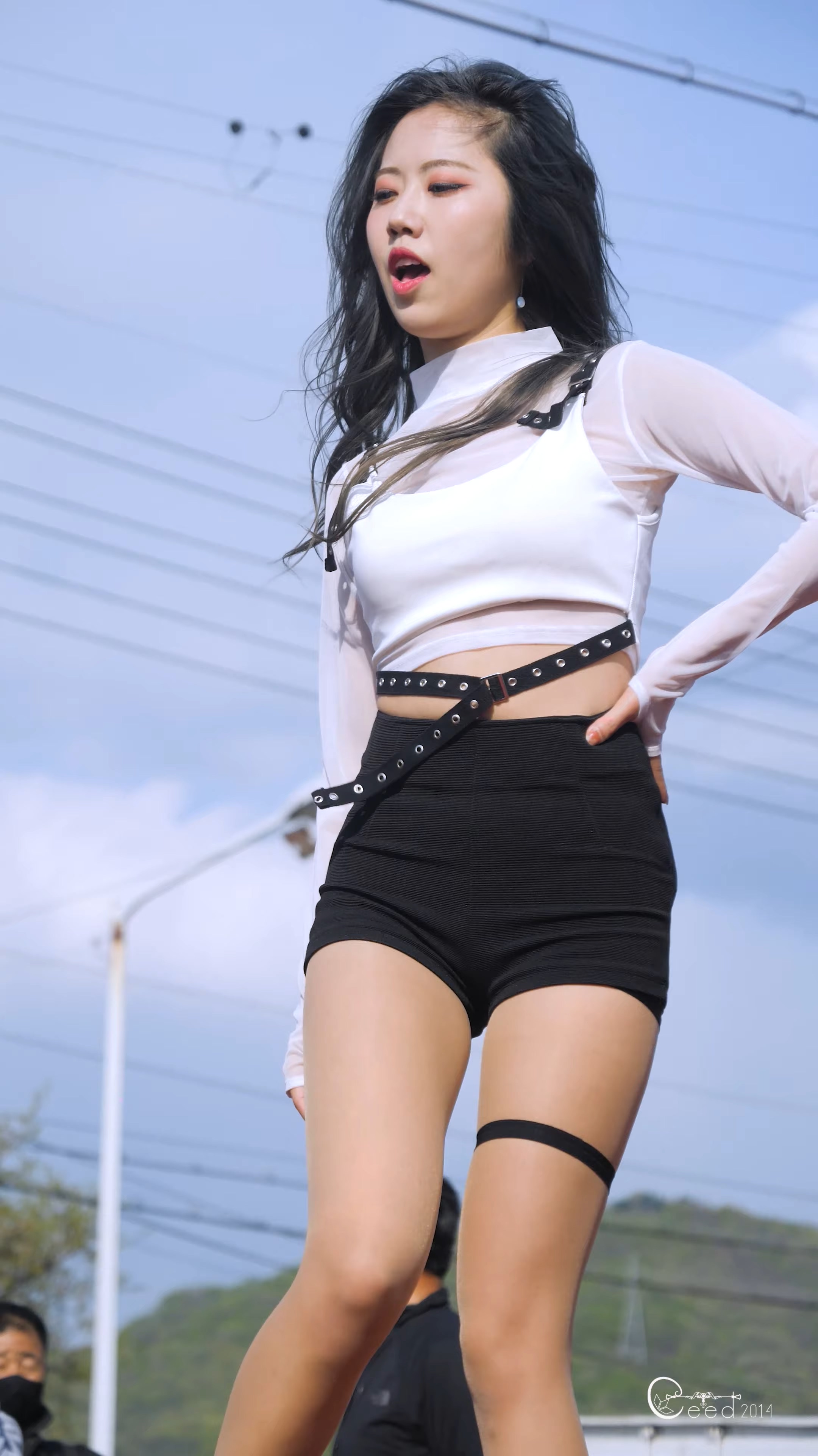 Ůţɣ-FANCAM<strong><font color='red'>[7P]</font></strong>9359-61.200426.4K.SEOYU DANCE.AloneŮŷ(7)