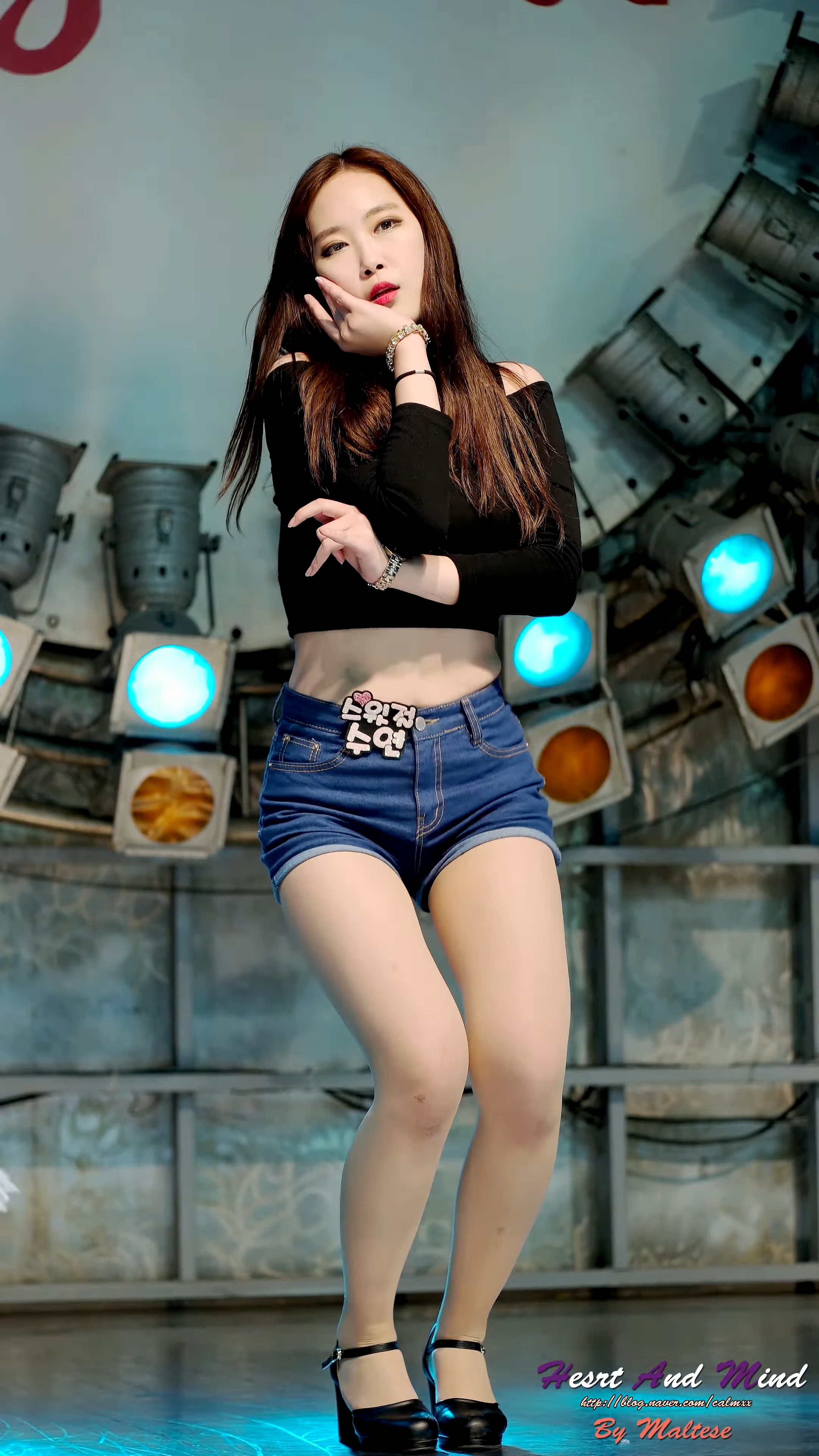 Ůţɣ-FANCAM<strong><font color='red'>[4P]</font></strong>9422-23.200523.4K.Sweet Girl.Lip HipŮŷ(5)