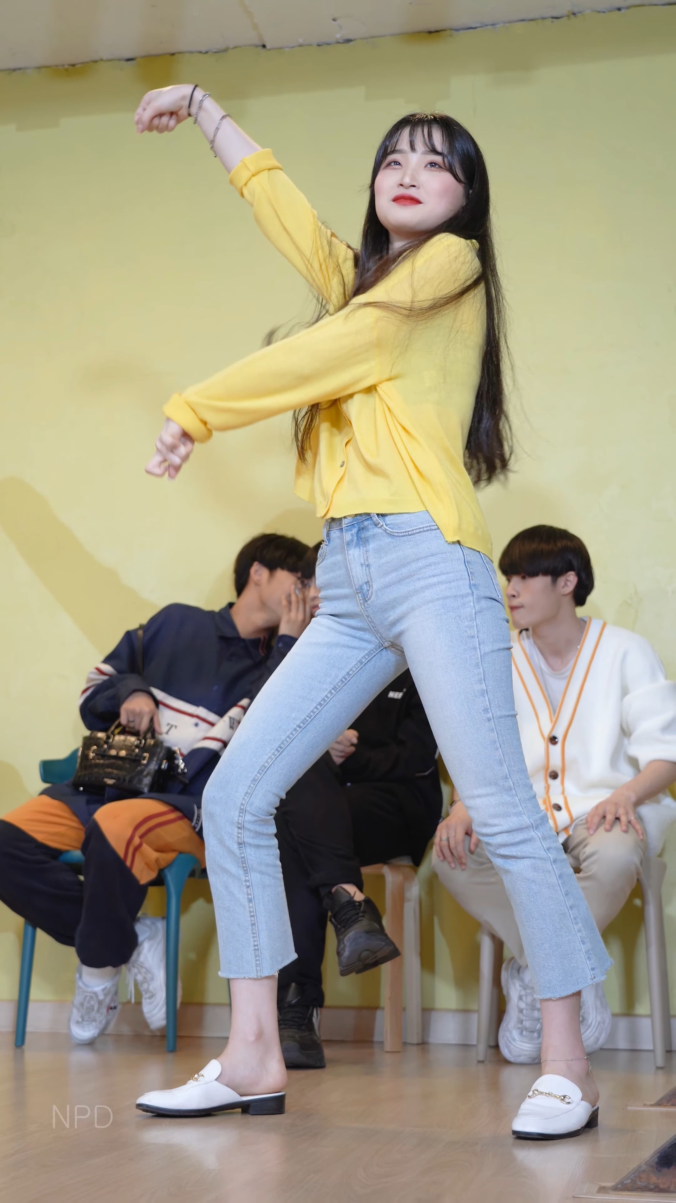 Ůţɣ-FANCAM<strong><font color='red'>[6P]</font></strong>9501-02.200505.4K.Armand Lated.LIONŮŷ(4)