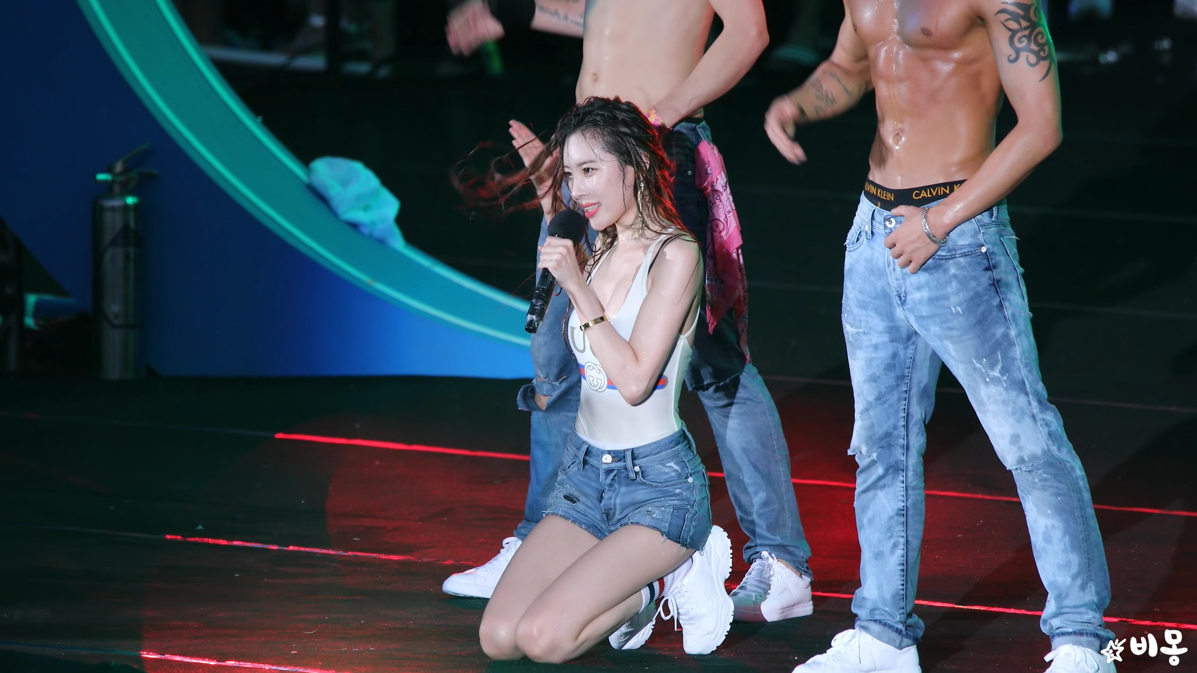 Ůţɣ-FANCAM<strong><font color='red'>[3P]</font></strong>9699.180721.4K.Sunmi.GashinaŮŷ(3)