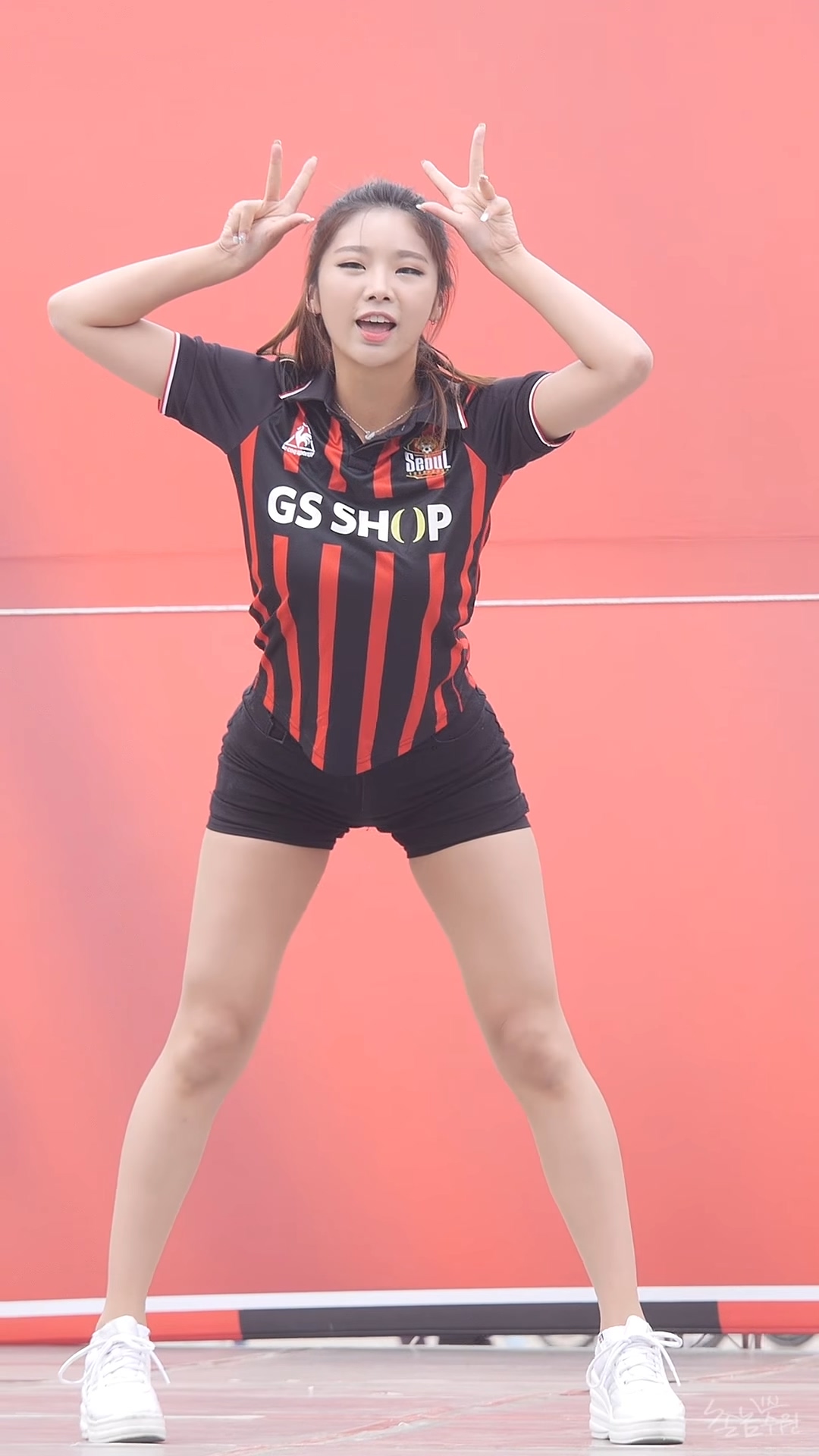 Ůţɣ-FANCAM<strong><font color='red'>[1P]</font></strong>[NO.2820][190306][NeonPunch][4K]Ůŷ(1)