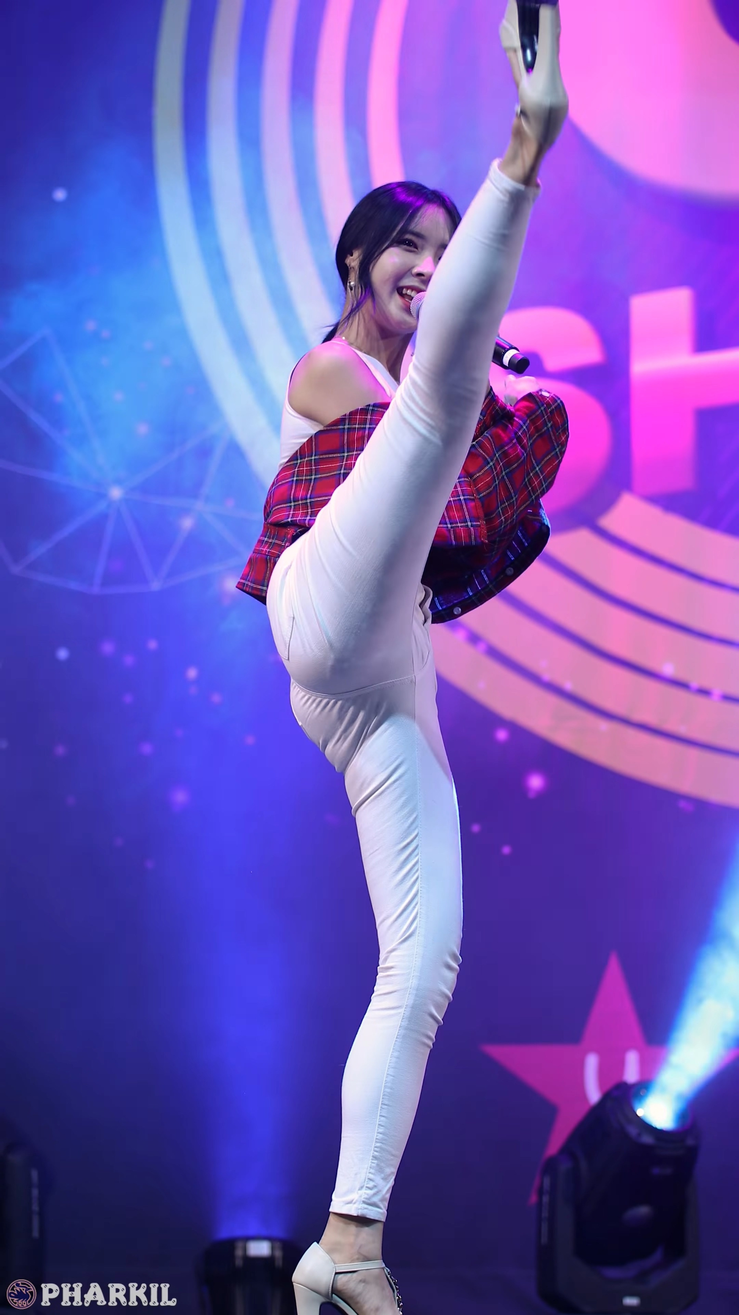Ůţɣ-FANCAM<strong><font color='red'>[5P]</font></strong>[NO.3172][190403][Pocket Girls][4K]Ůŷ(1)