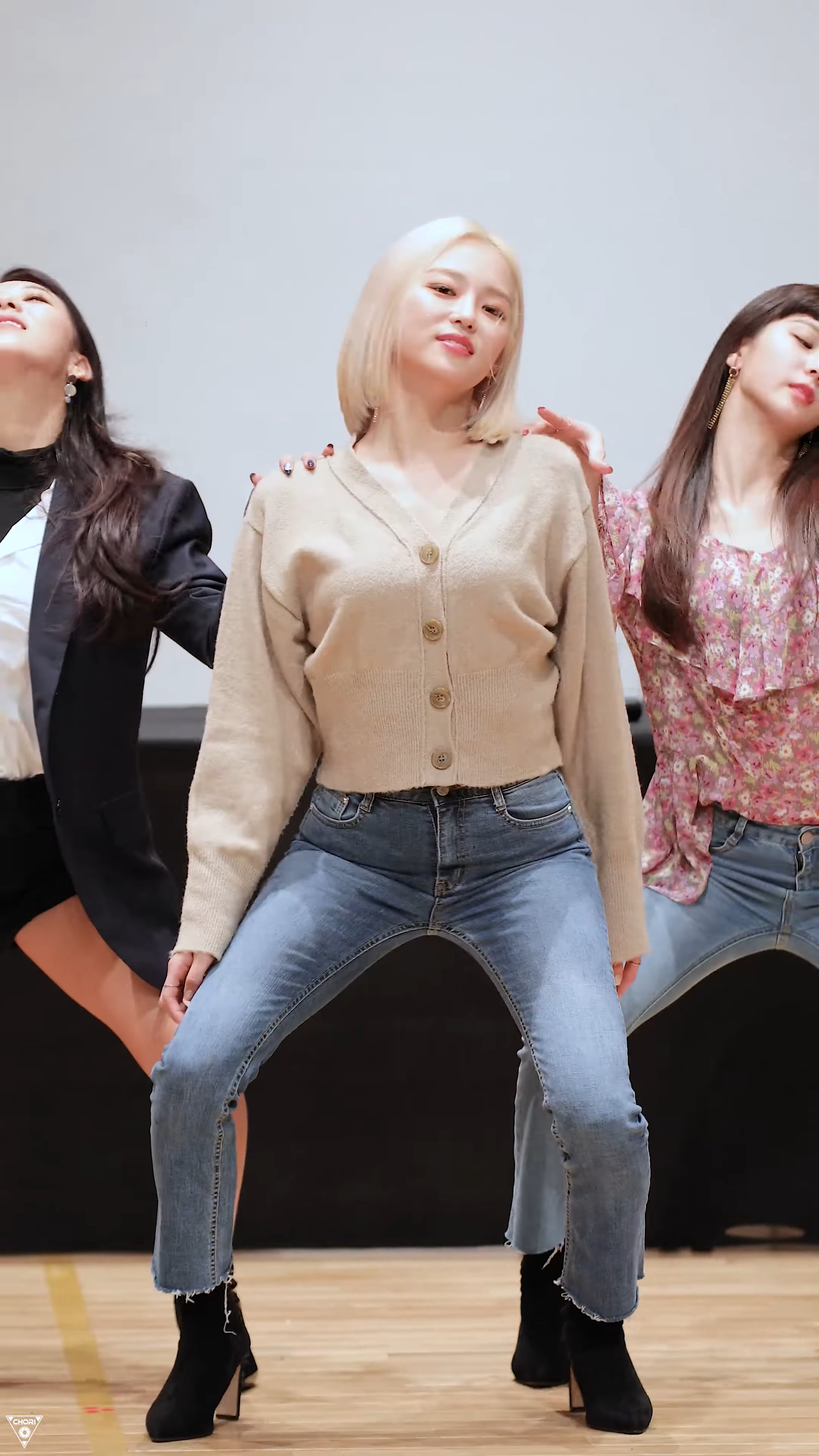 Ůţɣ-FANCAM<strong><font color='red'>[4P]</font></strong>[NO.2804][190202][CLC][-ţ][Like It][4K]Ůŷ(2)