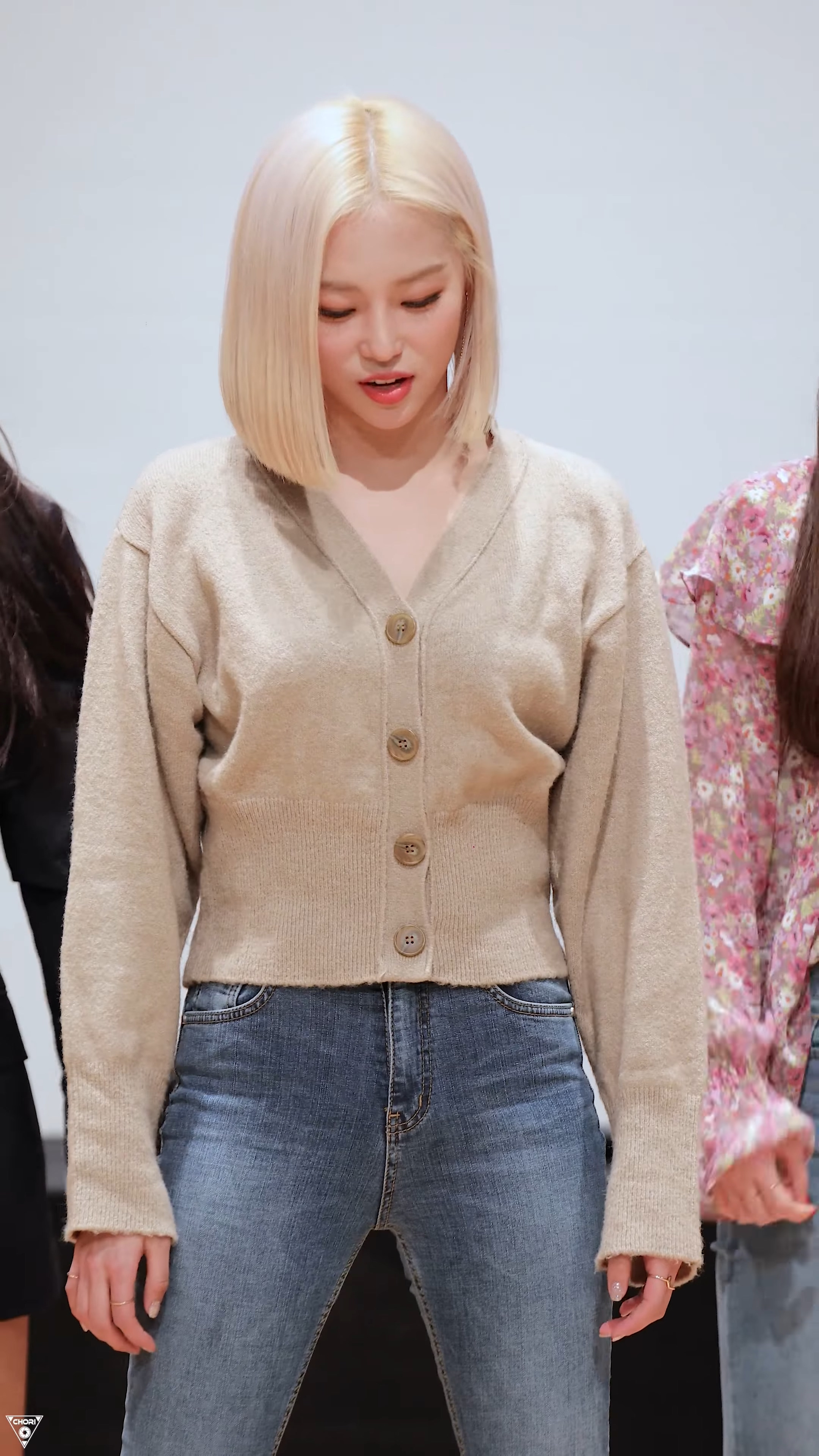 Ůţɣ-FANCAM<strong><font color='red'>[4P]</font></strong>[NO.2804][190202][CLC][-ţ][Like It][4K]Ůŷ(1)