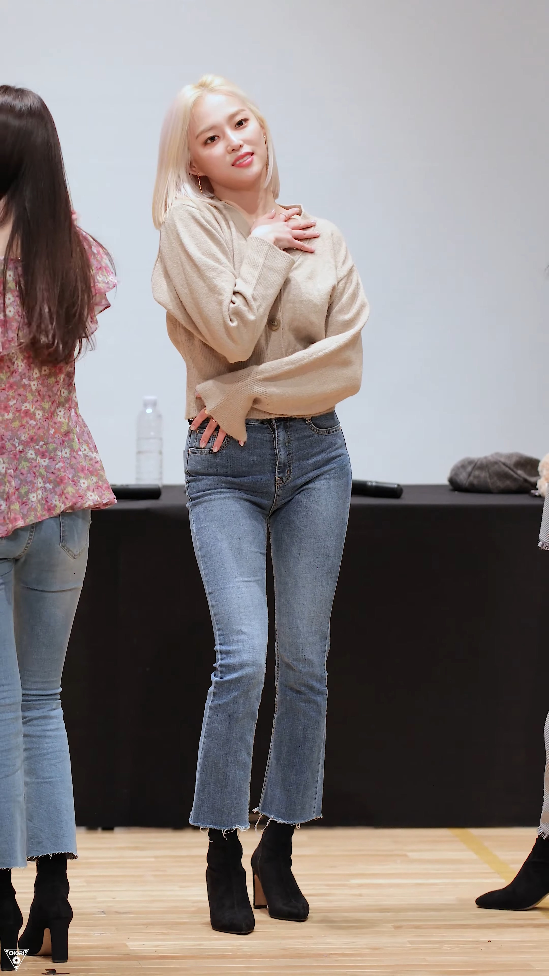 Ůţɣ-FANCAM<strong><font color='red'>[4P]</font></strong>[NO.2804][190202][CLC][-ţ][Like It][4K]Ůŷ(4)