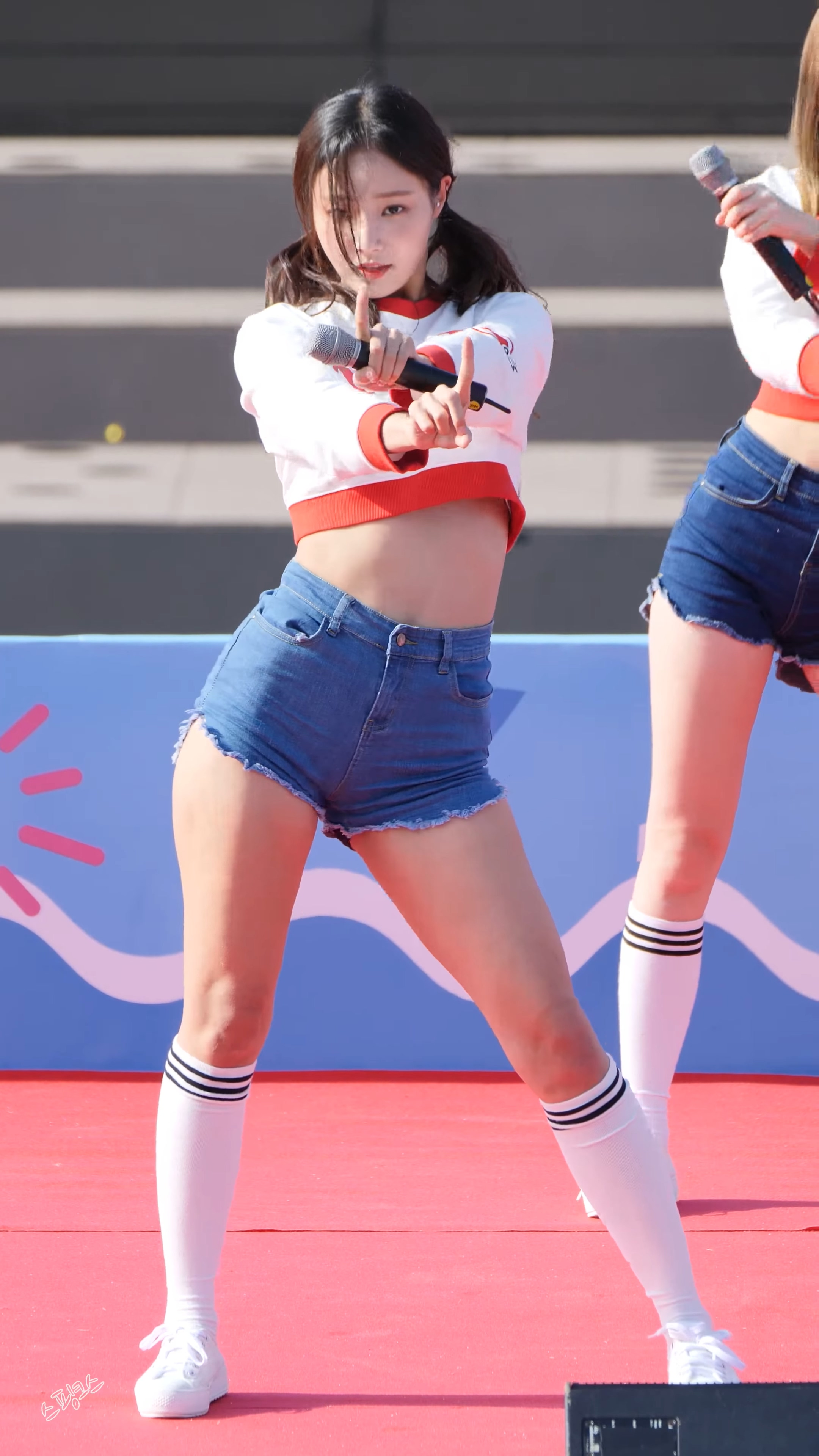 Ůţɣ-FANCAM<strong><font color='red'>[8P]</font></strong>[NO.2809-11][181007][MOMOLAND][NANCY][BBoom Bboom][4K]Ůŷ(5)