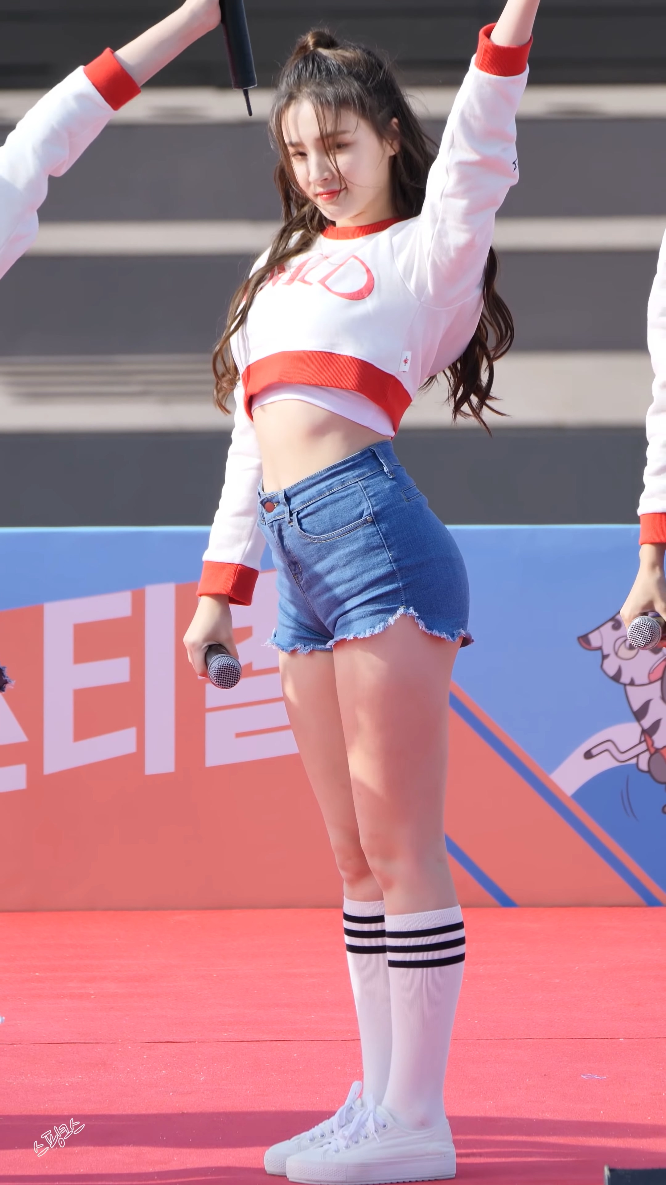Ůţɣ-FANCAM<strong><font color='red'>[8P]</font></strong>[NO.2809-11][181007][MOMOLAND][NANCY][BBoom Bboom][4K]Ůŷ(4)