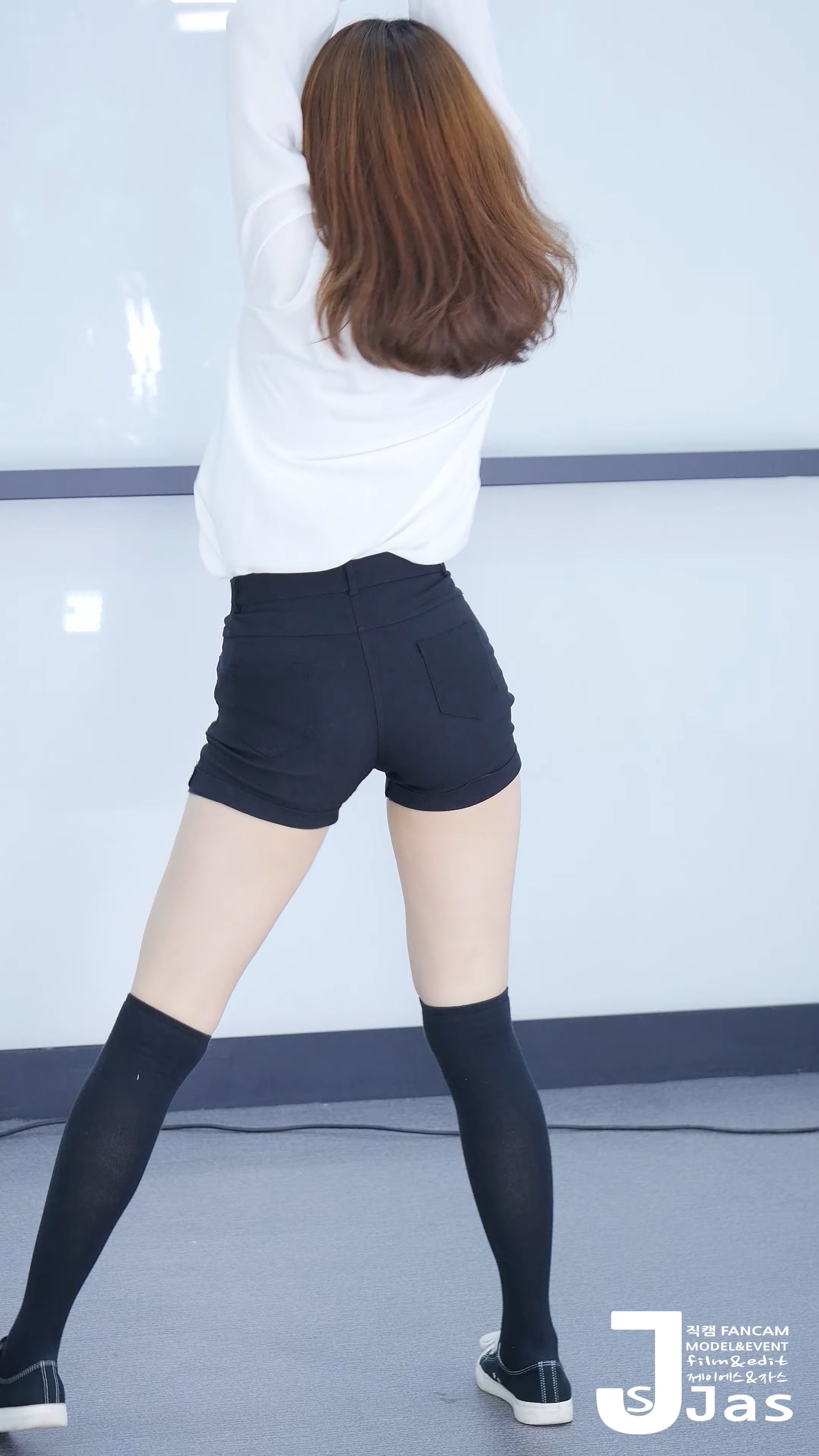 Ůţɣ-FANCAM<strong><font color='red'>[2P]</font></strong>9861.4K.200627.SIGNATURE.So Hyun cover.Banana Allergy MonkeyŮŷ(1)