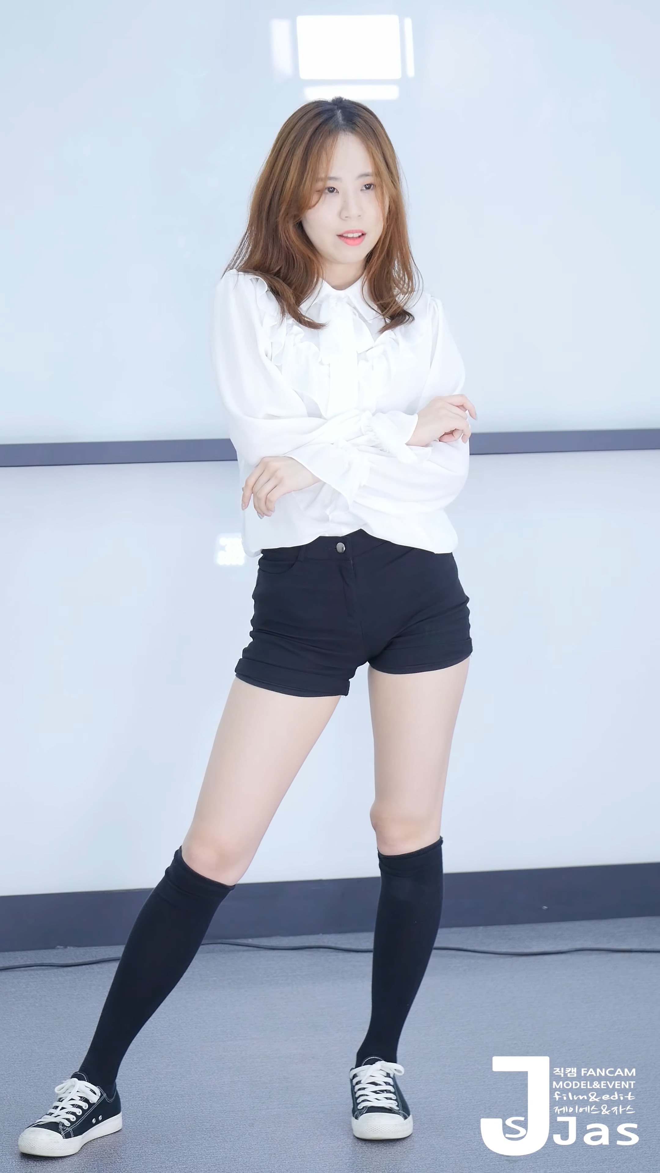 Ůţɣ-FANCAM<strong><font color='red'>[2P]</font></strong>9861.4K.200627.SIGNATURE.So Hyun cover.Banana Allergy MonkeyŮŷ(2)