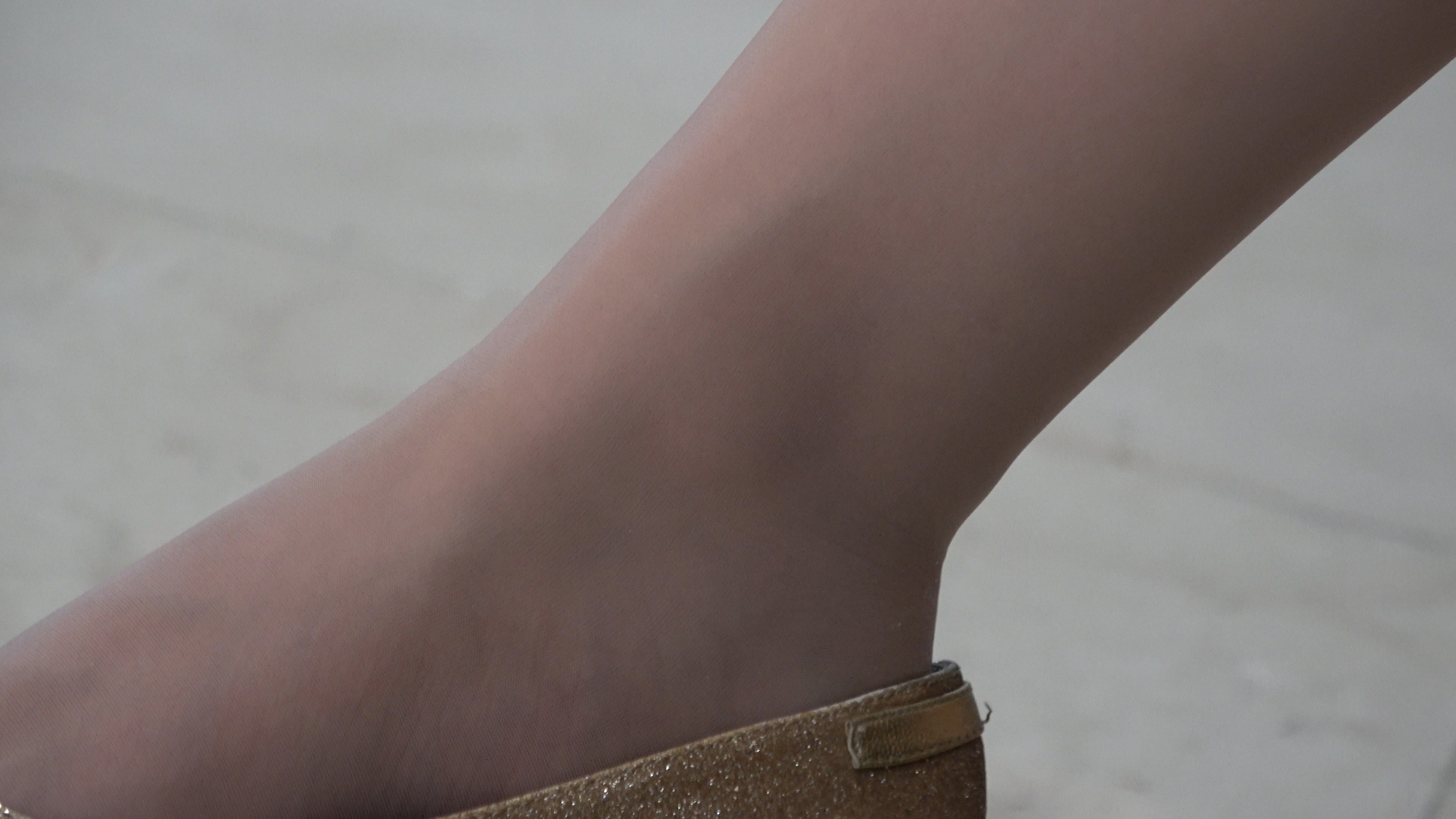 C--FANCAM<strong><font color='red'>[5P]</font></strong>198.ɫ߸΢.4K.4.04GŮŷ(3)