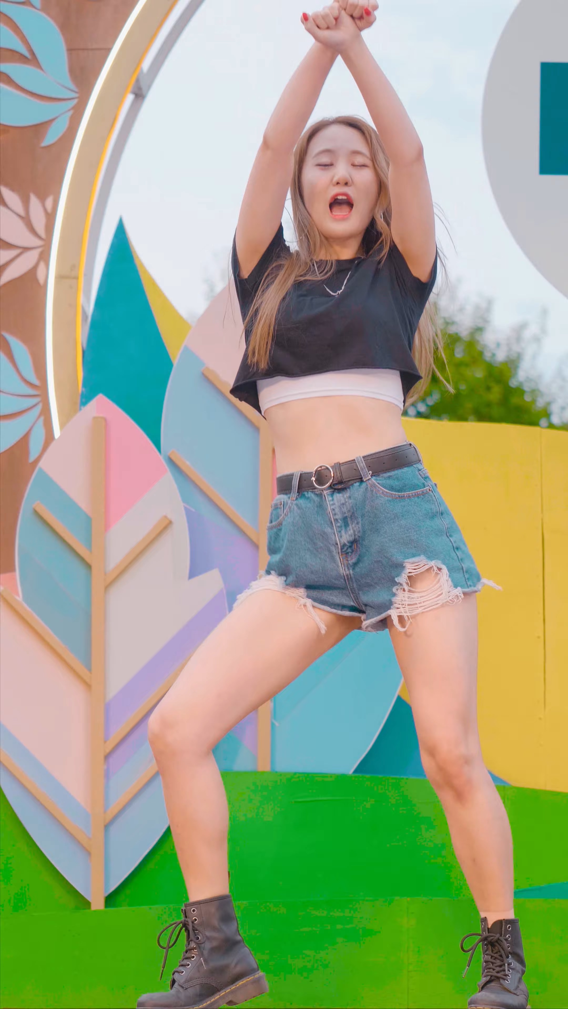 Ůţɣ-FANCAM<strong><font color='red'>[5P]</font></strong>9895.4K.200711.CHILLICHEEK.YeonSu.Summer Dance MedleyŮŷ(5)