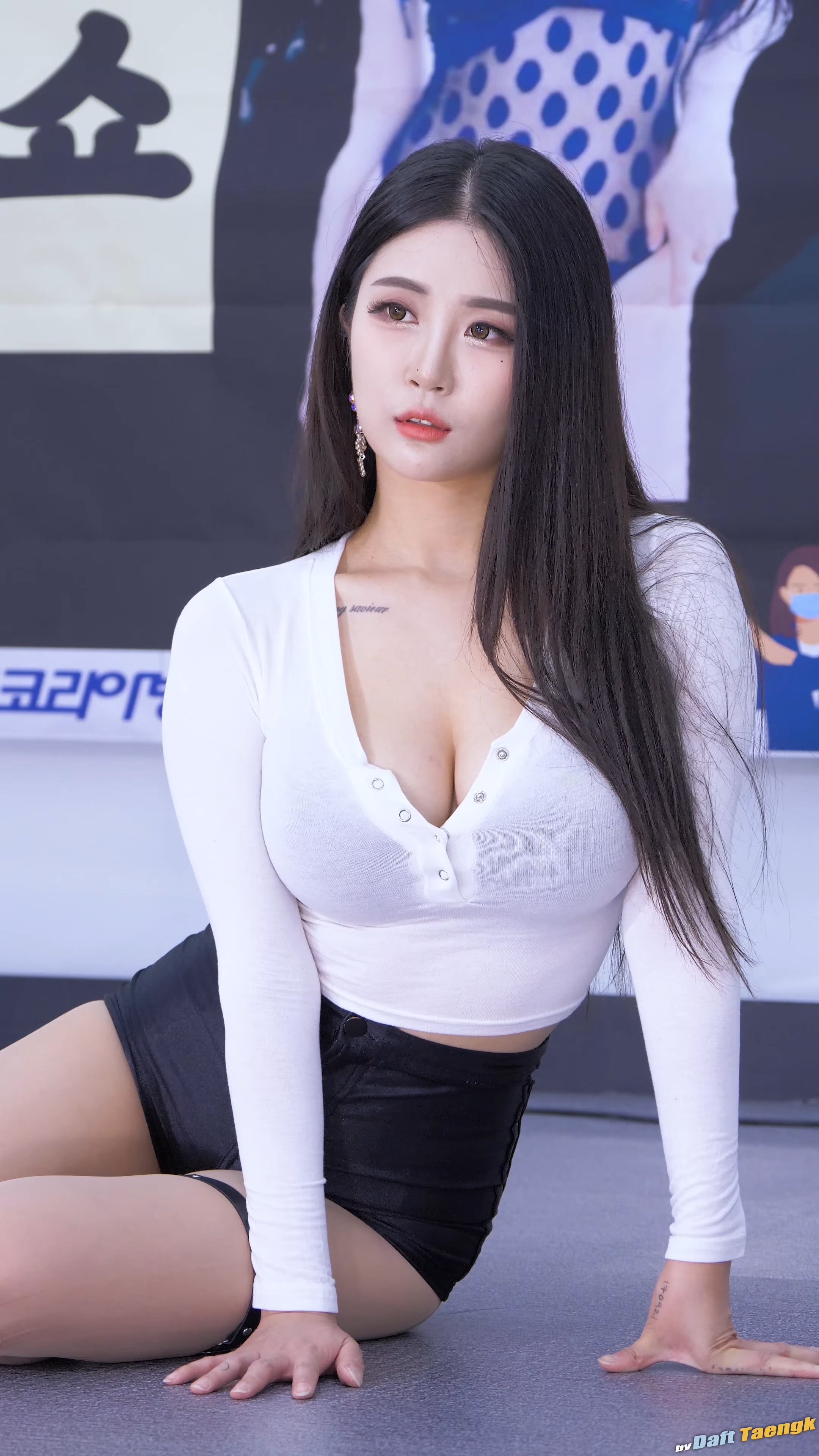 Ůţɣ-FANCAM<strong><font color='red'>[9P]</font></strong>9961-63.4K.190704.GirlCrush.BoMi.Phone NumberŮŷ(3)