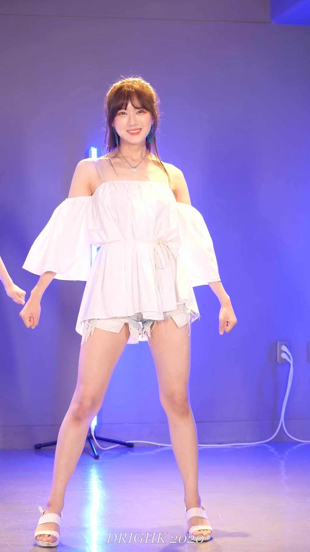 Ůţɣ-FANCAM<strong><font color='red'>[9P]</font></strong>10003-08.1080P.200730.ICU.BUNGEEŮŷ(6)