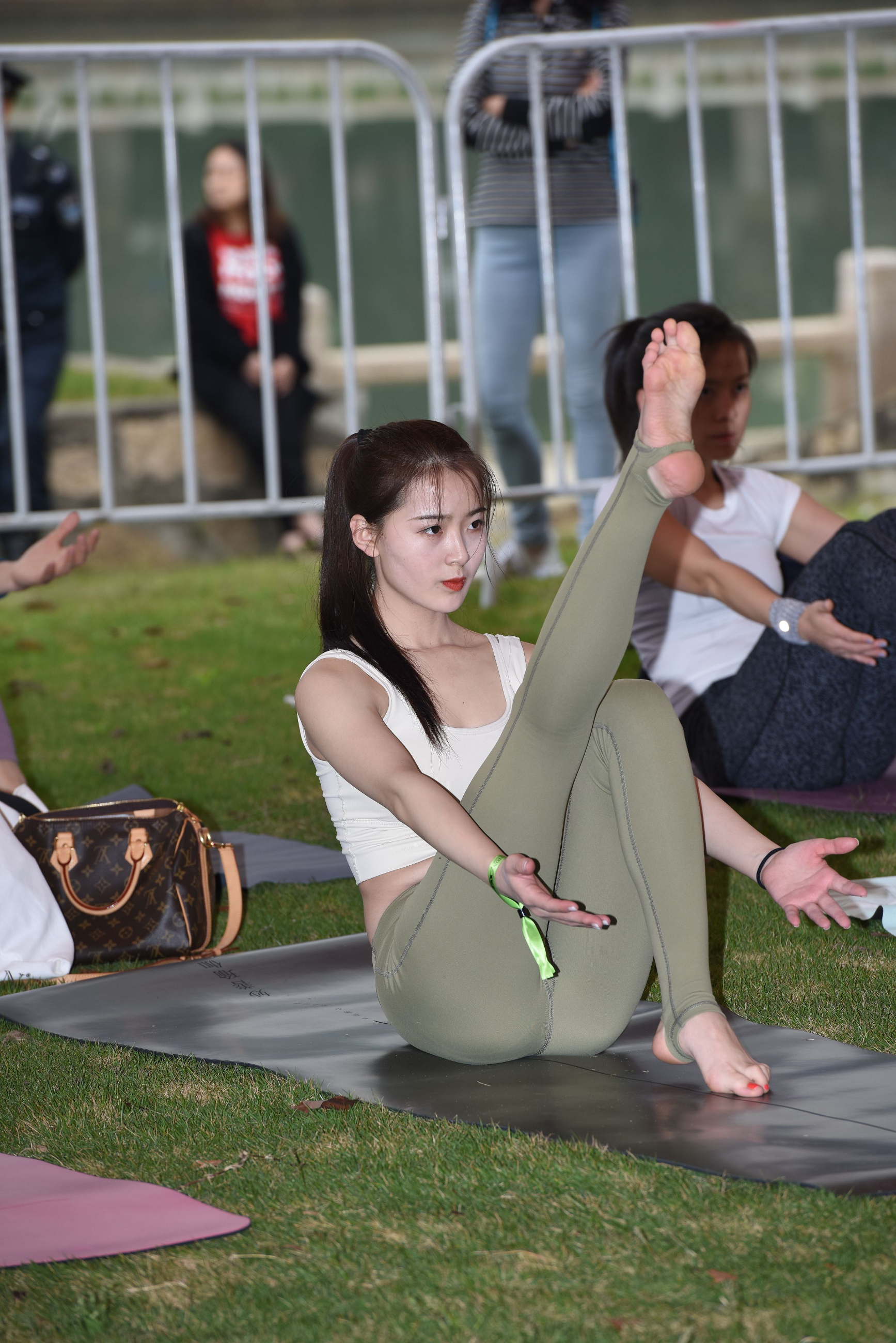 ר˽ģ-FANCAM<strong><font color='red'>[13P]</font></strong>J45.٤22Ůŷ(3)