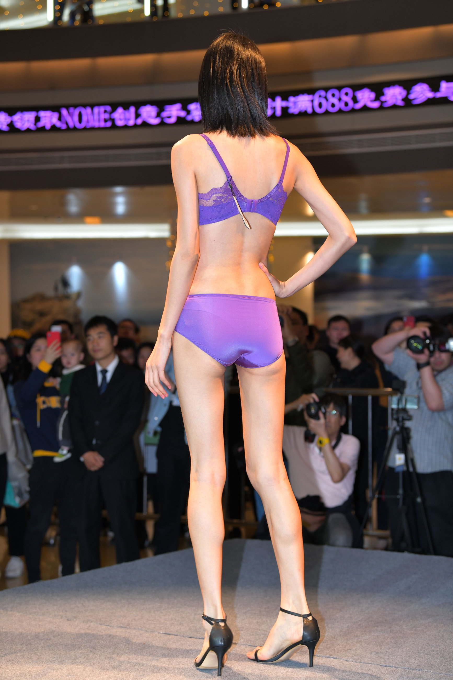ר˽ģ-FANCAM<strong><font color='red'>[11P]</font></strong>J97.ģؽͷﾰ㺫Ůŷ(7)