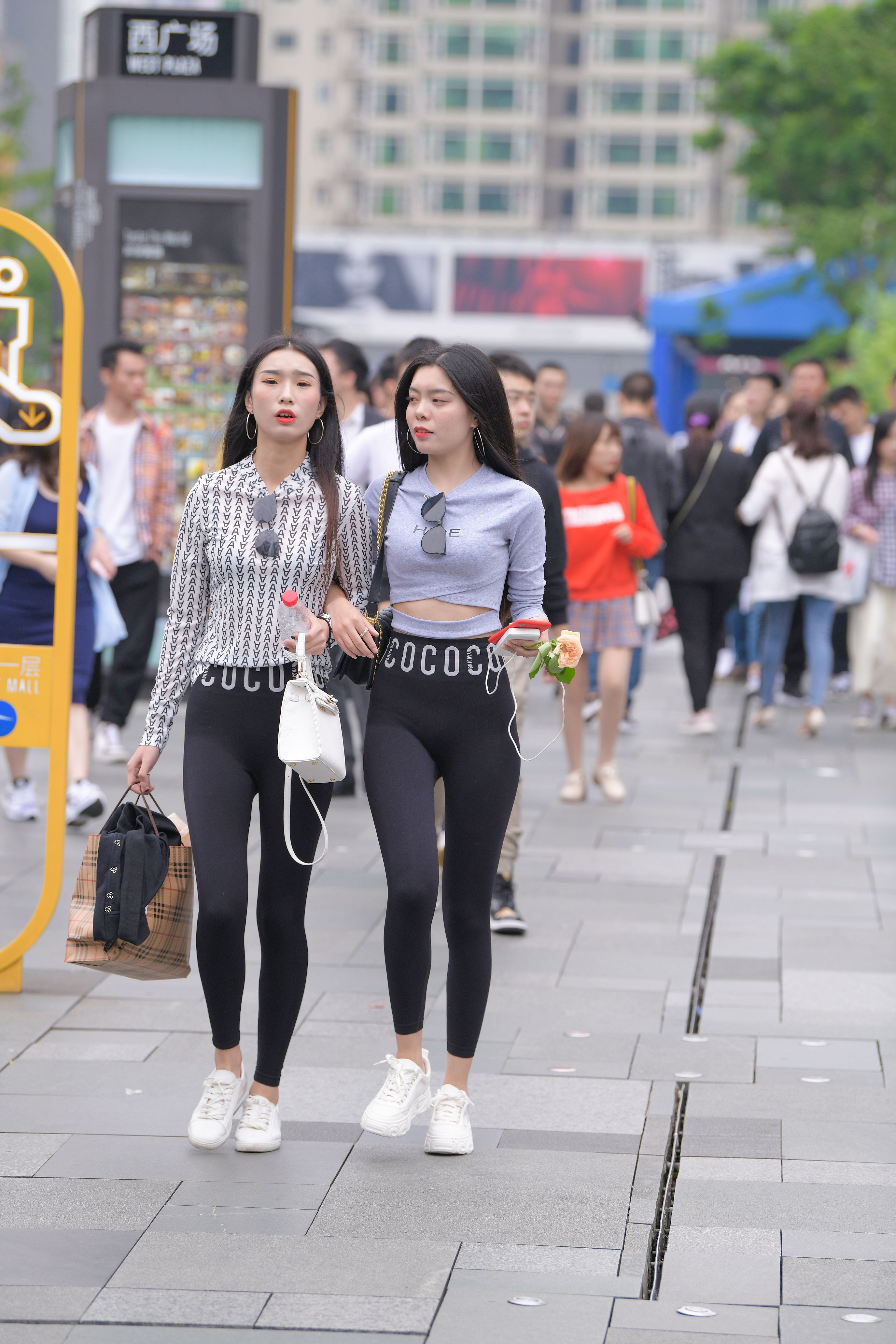 ר˽ģ-FANCAM<strong><font color='red'>[9P]</font></strong>147.٤Ůŷ(2)