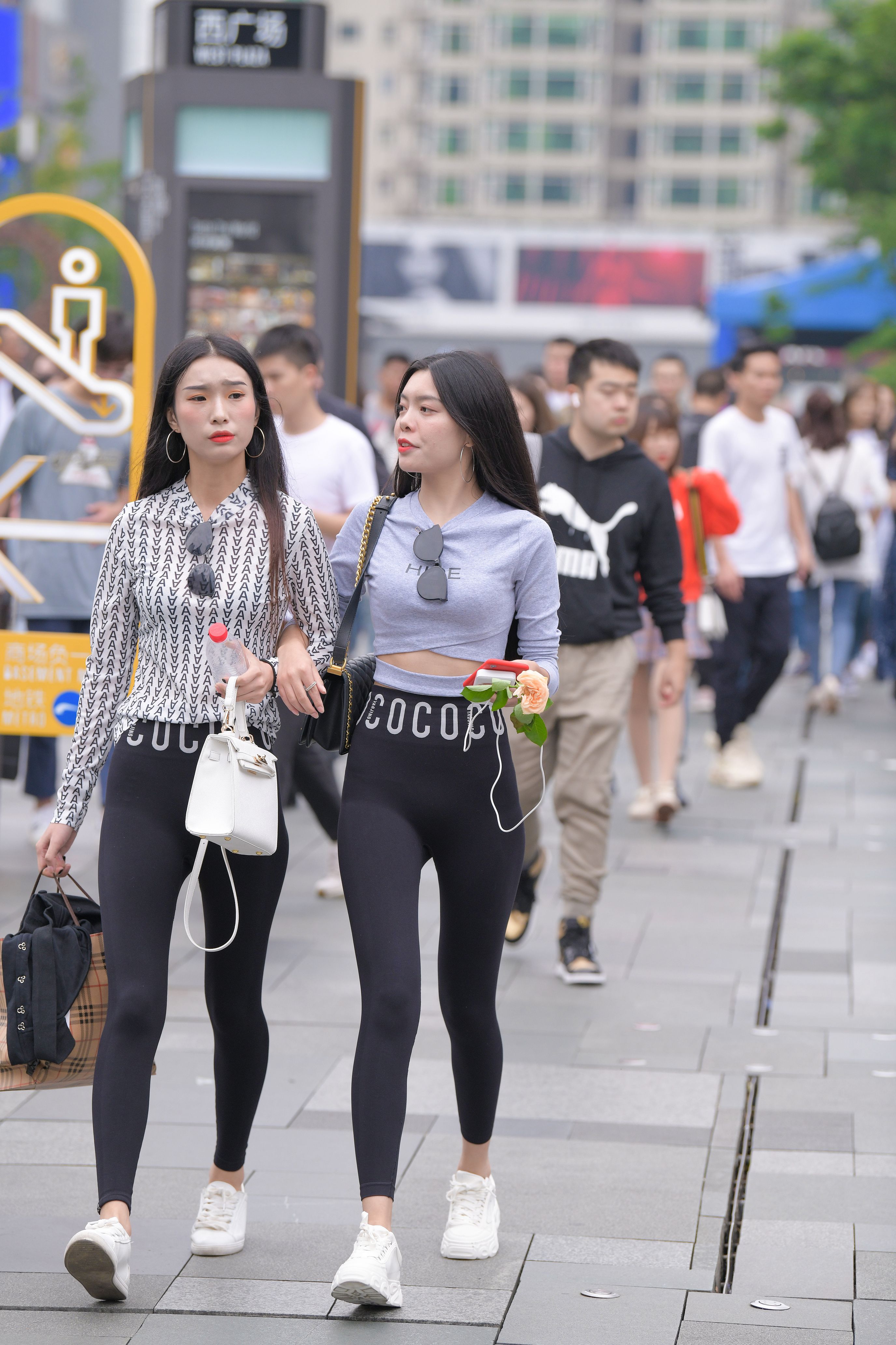 ר˽ģ-FANCAM<strong><font color='red'>[9P]</font></strong>147.٤Ůŷ(4)