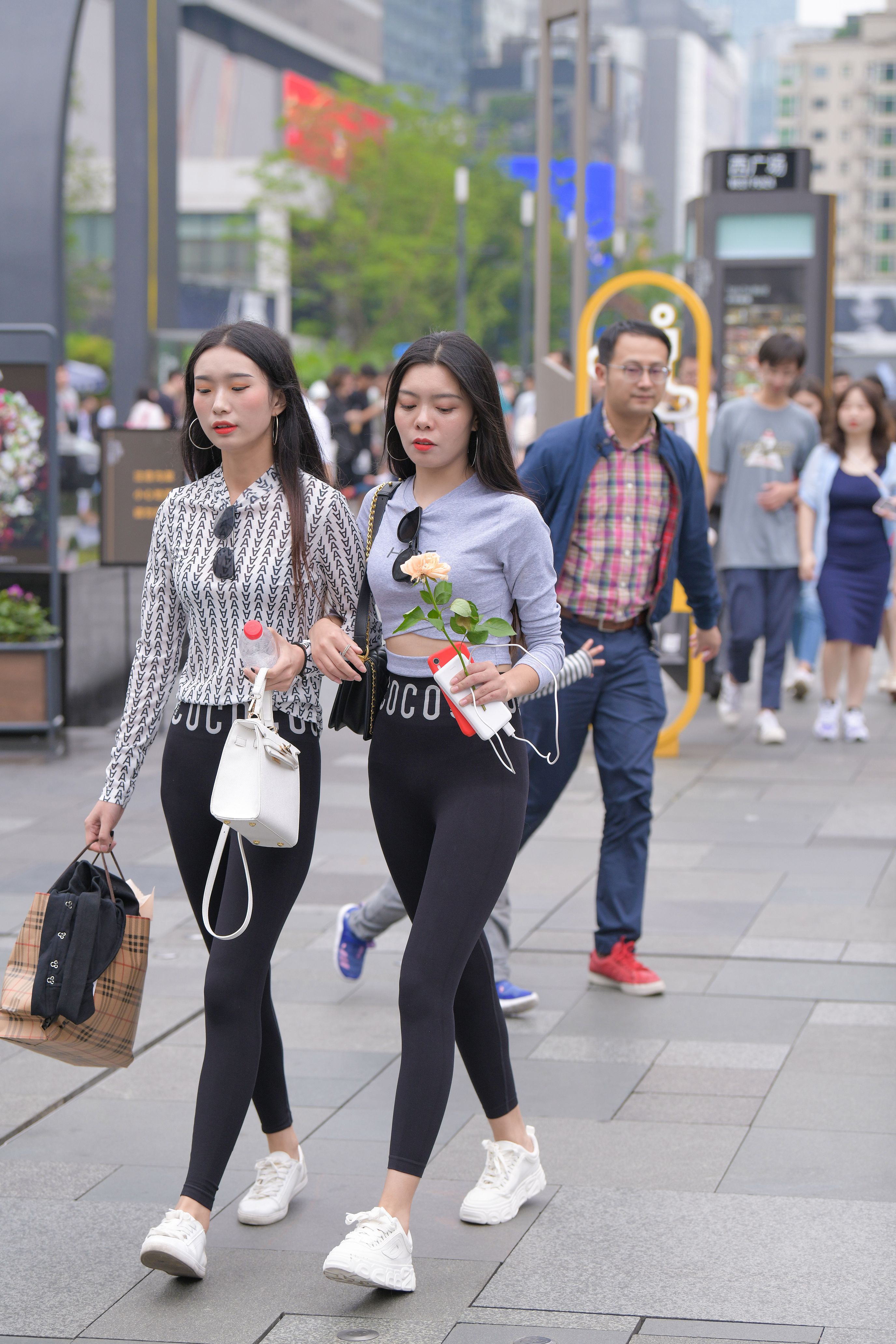 ר˽ģ-FANCAM<strong><font color='red'>[9P]</font></strong>147.٤Ůŷ(5)