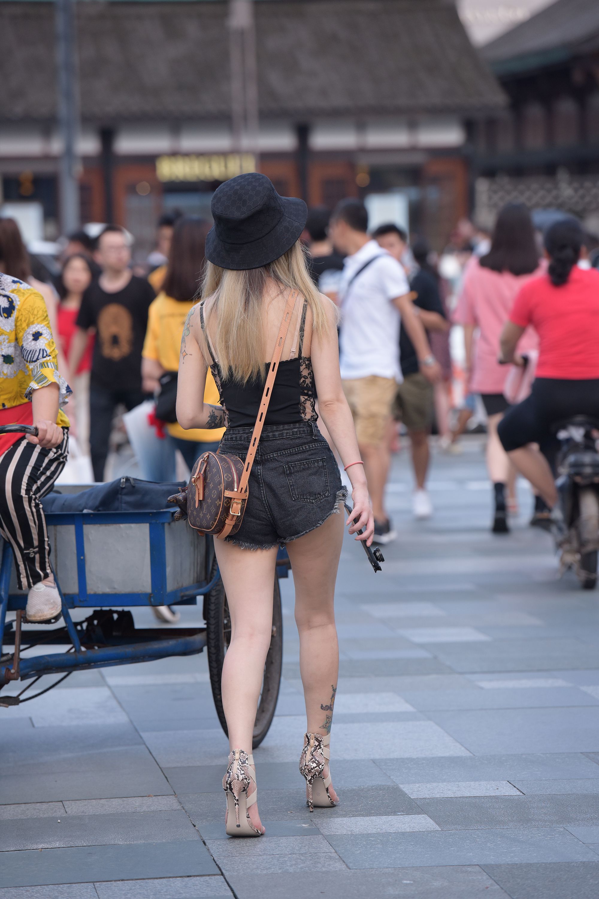 ר˽ģ-FANCAM<strong><font color='red'>[17P]</font></strong>J168.ɫȿ㺫Ůŷ(14)