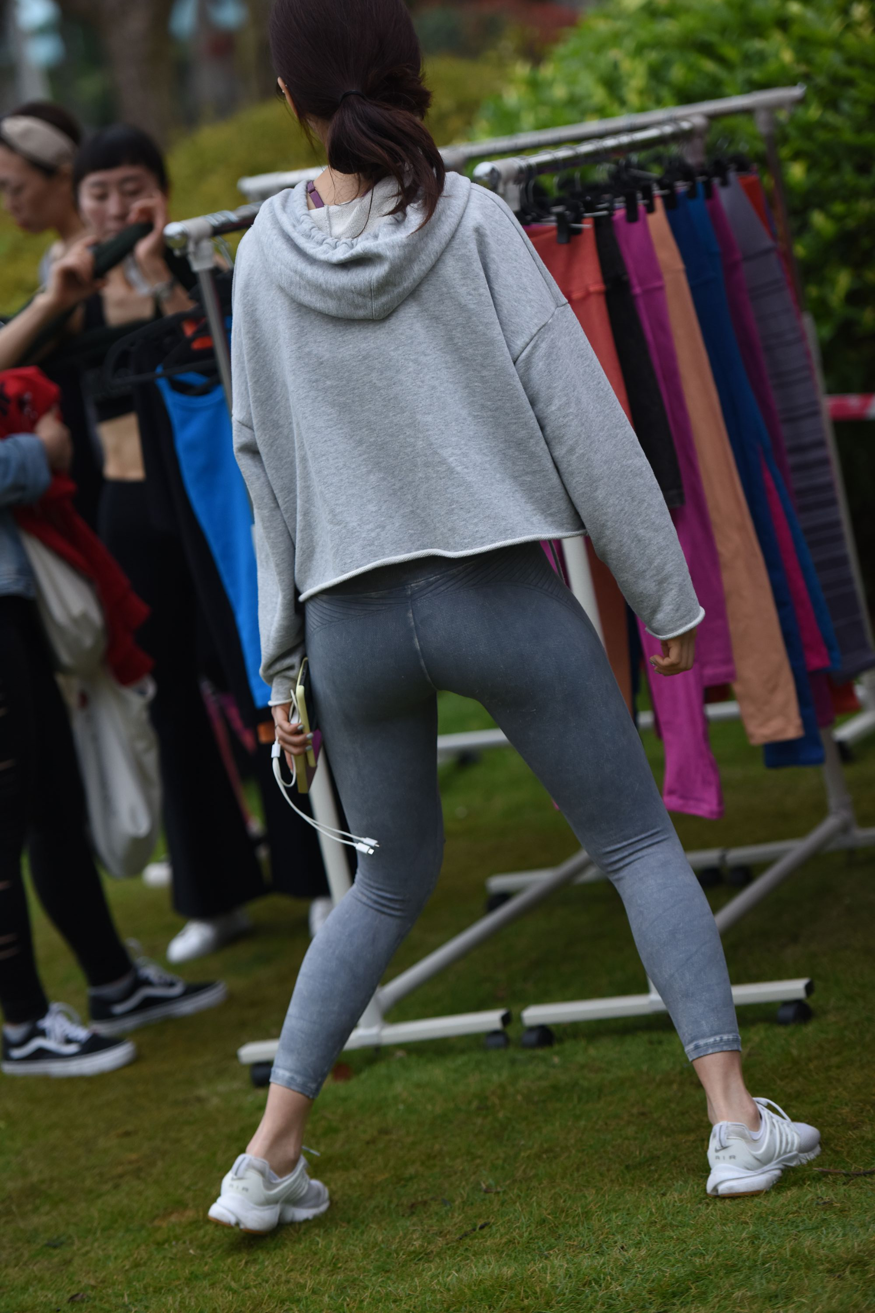 ר˽ģ-FANCAM<strong><font color='red'>[6P]</font></strong>P227.٤ʢ纫Ůŷ(2)