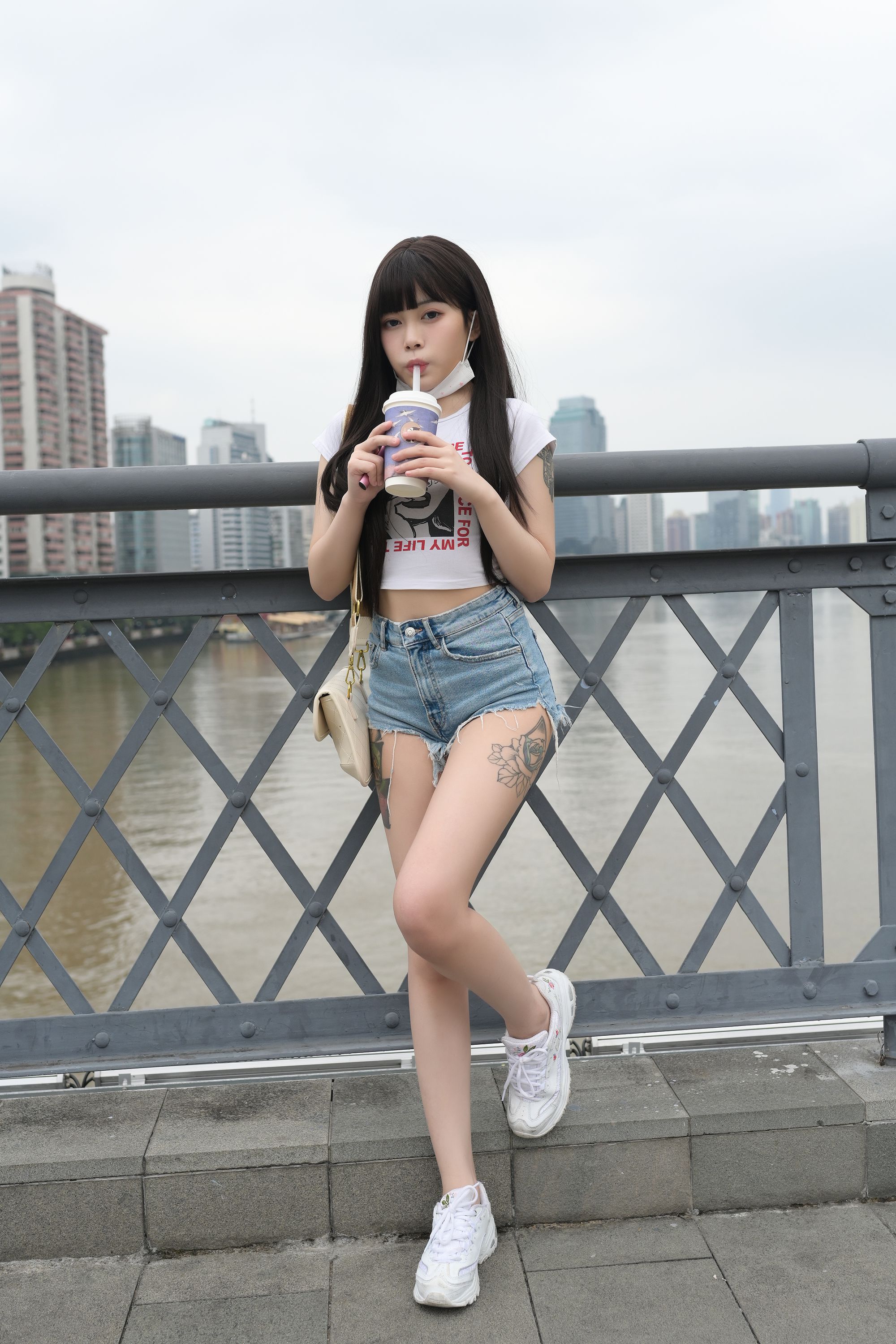 ģרӰ-FANCAM<strong><font color='red'>[13P]</font></strong>451.ȿСãˮӡƷŮŷ(2)