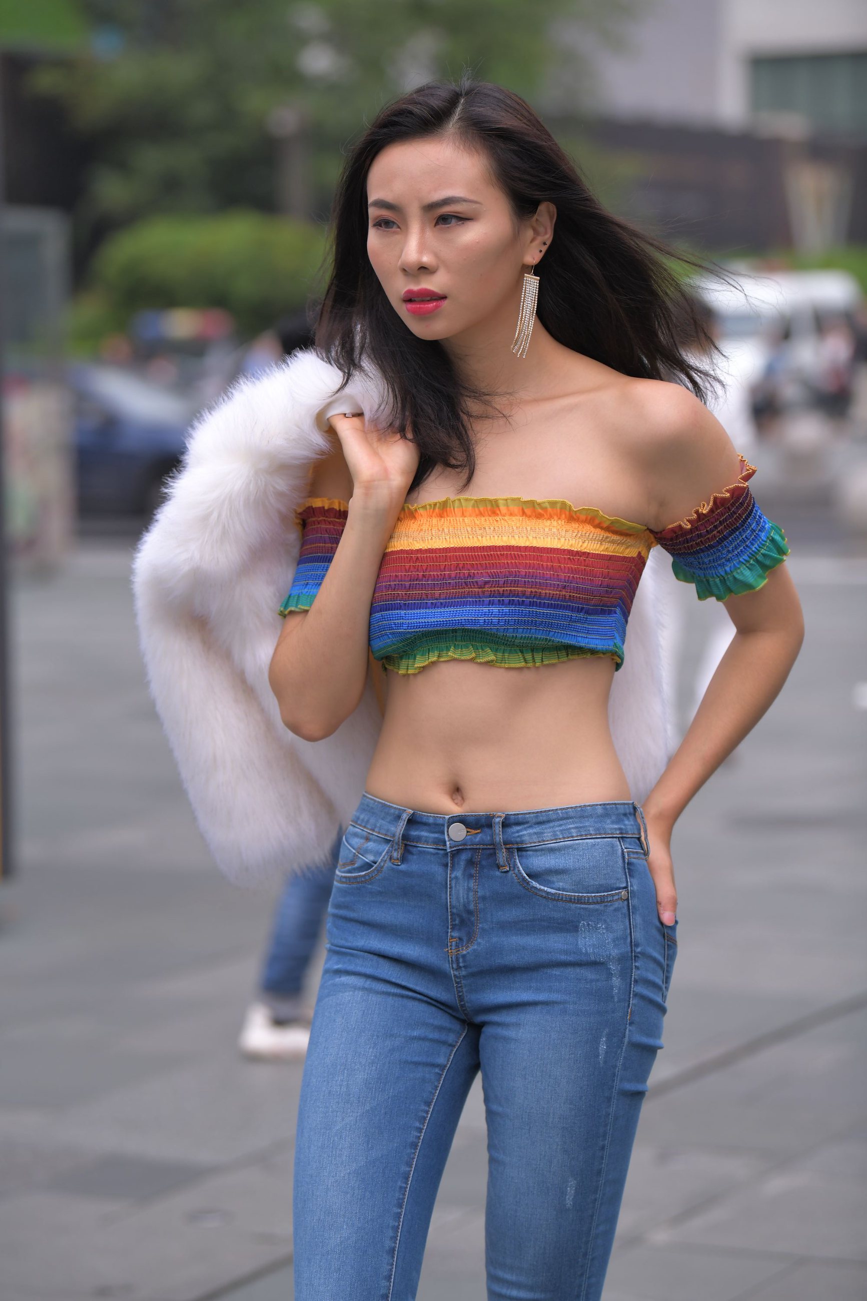 模拍专区（大咖摄影）-饭拍秀FANCAM<strong><font color='red'>[11P]</font></strong>87.雨中热裤（一）.10.6G韩国女团饭拍(3)