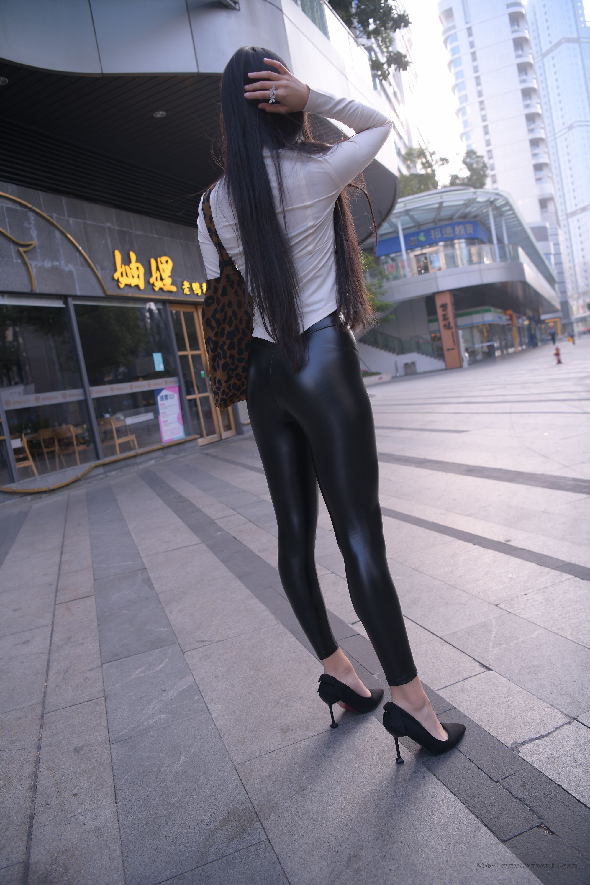 ģרӰ-FANCAM<strong><font color='red'>[27P]</font></strong>546.ƷƤ | һ֮ңŮŷ(3)