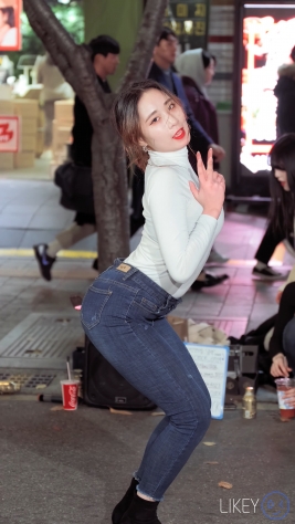 <strong><font color='red'>[10P]</font></strong>[.7170-7184][LIKEYƷ][191206][CLOCK][4K][Jeongin][Snapping]15ϼ