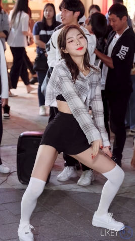 <strong><font color='red'>[5P]</font></strong>[.6372.73][LIKEYƷ][191015][4K][CLOCK Sally][Swalla]