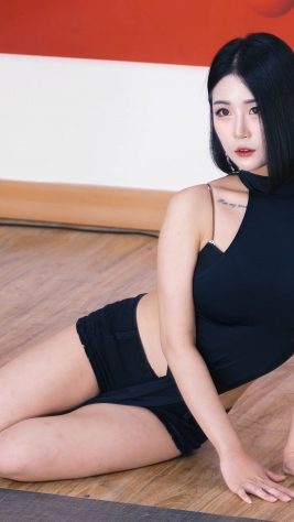 <strong><font color='red'>[1P]</font></strong>[191227][Girl Crush][BoMi][PHOTO TIME]