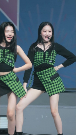 <strong><font color='red'>[1P]</font></strong>[.6477][ShalalaƷ][191021][4K][U.SSO GIRLS][Taki Taki]