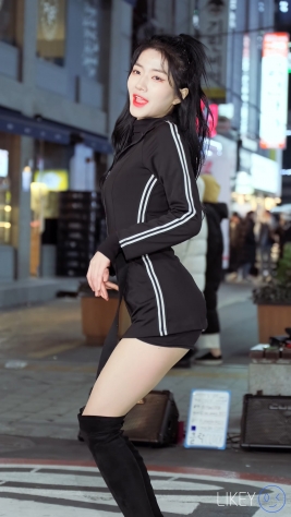 <strong><font color='red'>[1P]</font></strong>[.7403][LIKEYƷ][4K][191223][Clock Sally][Excuse Me]