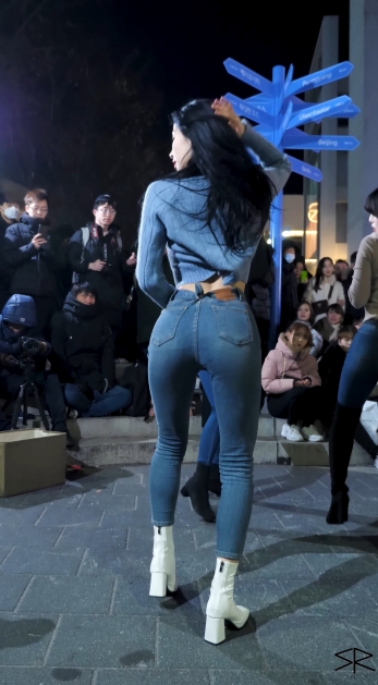 <strong><font color='red'>[2P]</font></strong>[.7798][4K][2020.1.23][Clock_Seoyoung]