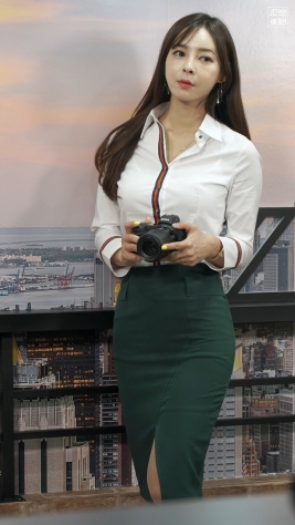 <strong><font color='red'>[1P]</font></strong>[.6155][191005][4K][Model JeBa]