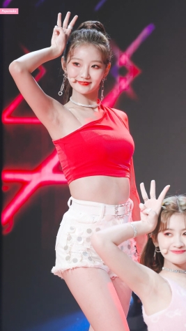 <strong><font color='red'>[6P]</font></strong>[.6398.6400][PapemokoƷ][191018][4K][SATURDAY][In Your Eyes]