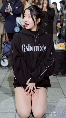 <strong><font color='red'>[4P]</font></strong>[.7626][LIKEYƷ][4K][2020.1.12][Clock Sally Seoyoung][JOKER]