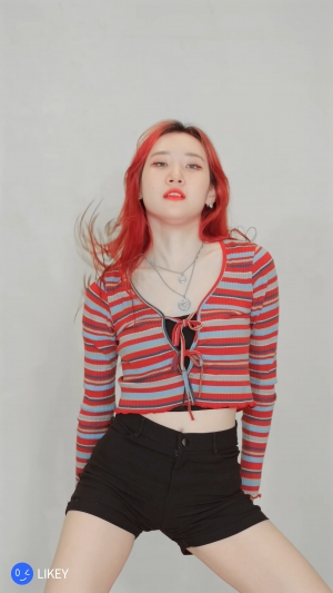 <strong><font color='red'>[5P]</font></strong>9753-61.4K.200613.NEVER LAND.Stay Tonight_chungha