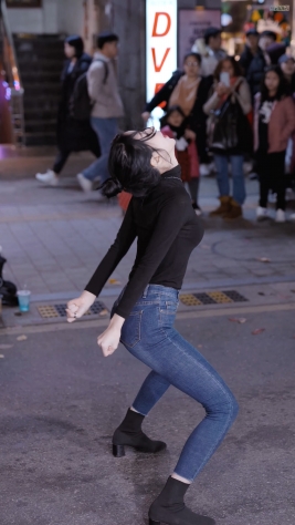 <strong><font color='red'>[4P]</font></strong>[.7121][191206][CLOCK][4K][Sally][Lip & Hip]