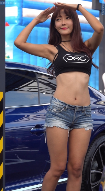 <strong><font color='red'>[2P]</font></strong>[.7892][BOKKANG][4K][2020.2.7][Model Shows]