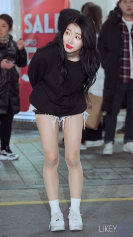 <strong><font color='red'>[4P]</font></strong>[.7328][LIKEYƷ][4K][191223][Clock Sally][What is Love]