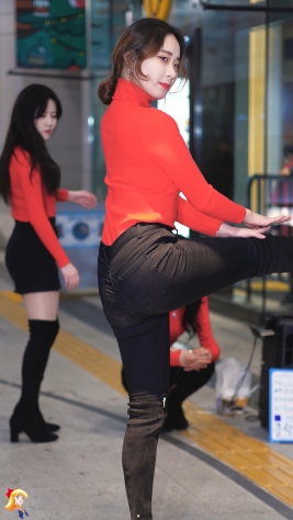 <strong><font color='red'>[1P]</font></strong>[.7345][4K][191023][Clock JeongIn][Confused]