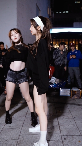 <strong><font color='red'>[2P]</font></strong>[.6519][191026][4K][Clock Sally][Lip & Hip]