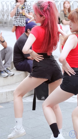 <strong><font color='red'>[9P]</font></strong>9037-45.190813.4K.Clock Seoyoung.Swalla