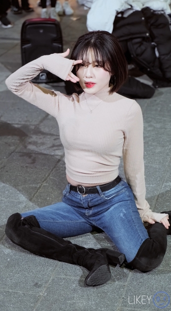 <strong><font color='red'>[1P]</font></strong>[.7785-7790][LIKEY][4K][2020.1.24][CLOCK Jieun][Chica]