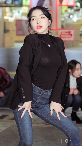 <strong><font color='red'>[2P]</font></strong>[.7128][LIKEYƷ][191206][CLOCK][4K][Sally][Roller Coaster]