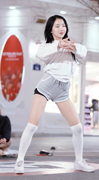 <strong><font color='red'>[2P]</font></strong>[.7906][4K][2020.2.8][CLOCK Seoyoung][BABE]